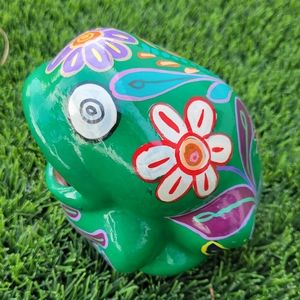 Mexican, hand painted Yelling Frog.